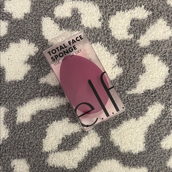 ELF Total Face Sponge - Pink - Picture 1 of 1